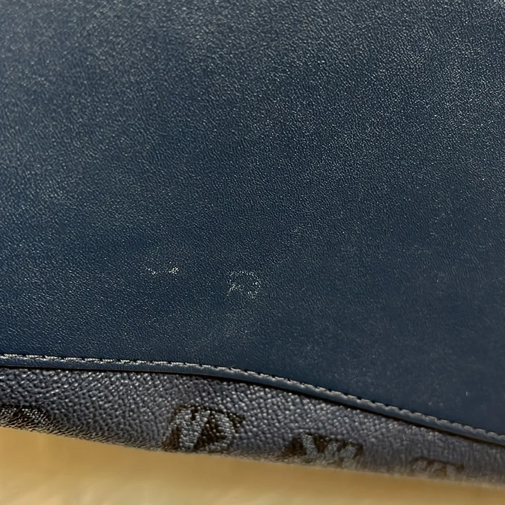 NWT Michael Kors Maple Admiral Blue LG Tote